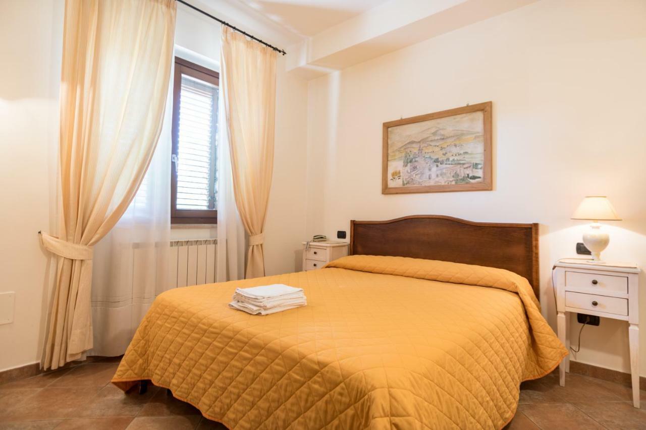 Bed & Breakfast Al Pian D'Assisi Exterior foto